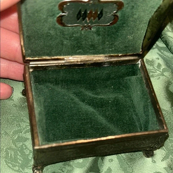 Mini Treasure Chest Vintage Style Black and Gold Jewelry Box - Picture 3 of 7